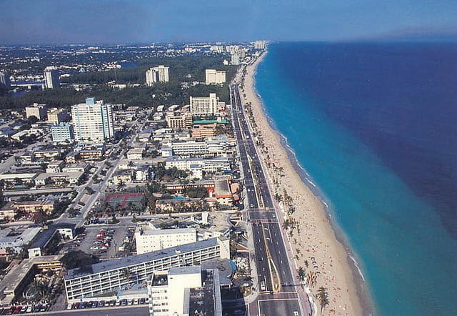 Fort Lauderdale tem 11 km de praias e canais