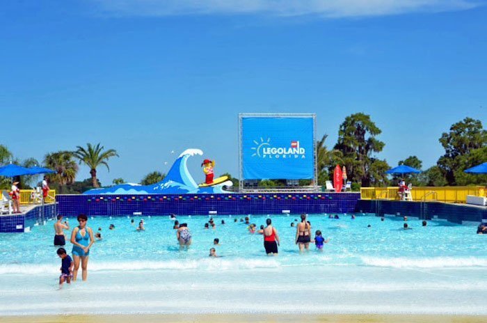 Legoland-wave-pool