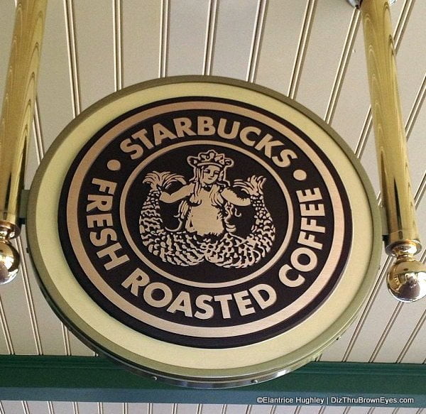 Luminoso da Starbucks começa a aparecer no Magic Kingdom