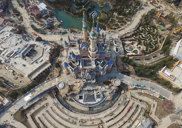 Disney inaugura novo parque na China e continua sua expansão